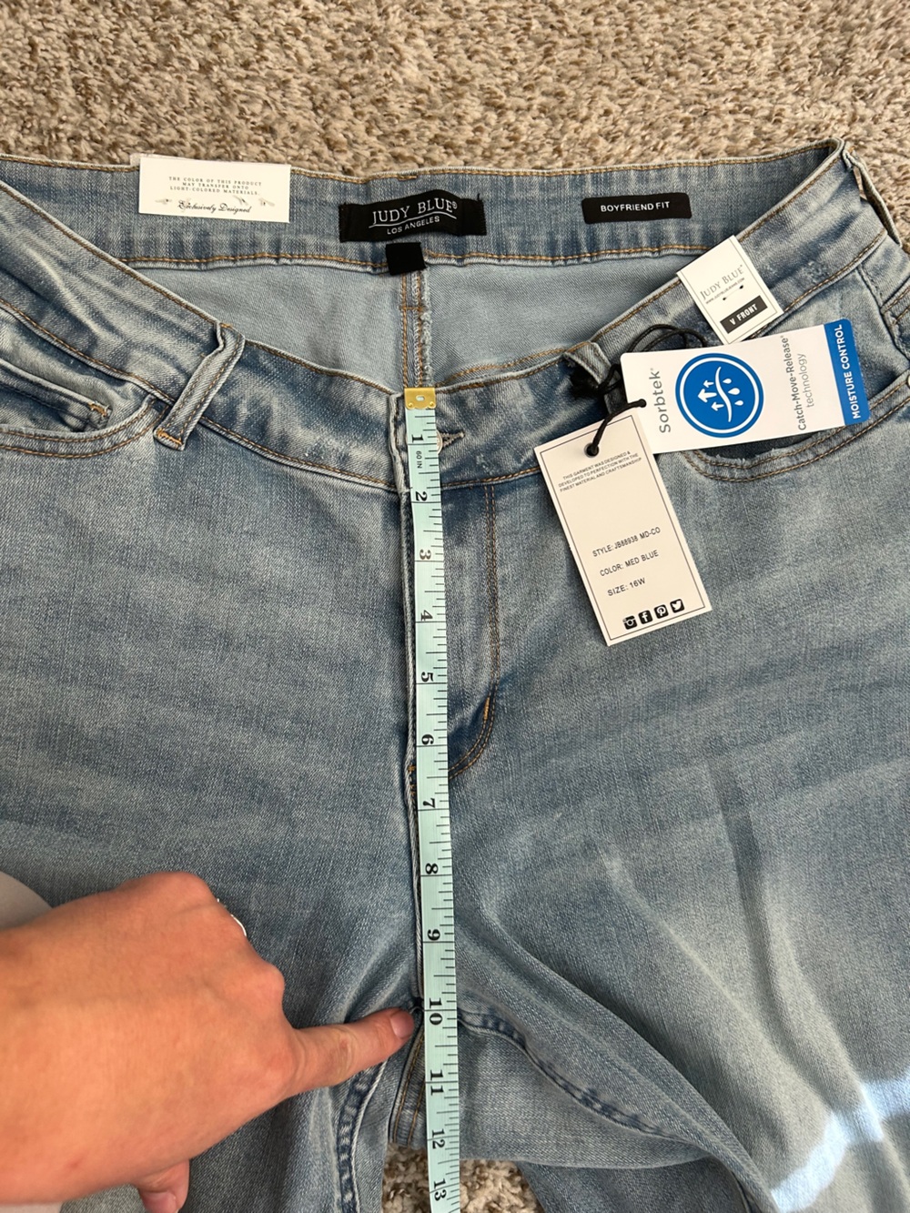 NWT Judy Blue BLAIRE Mid Rise V Front Cuff Boyfriend Cool Denim Casual 16W - Picture 14 of 15